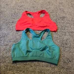 2 Sports Bras